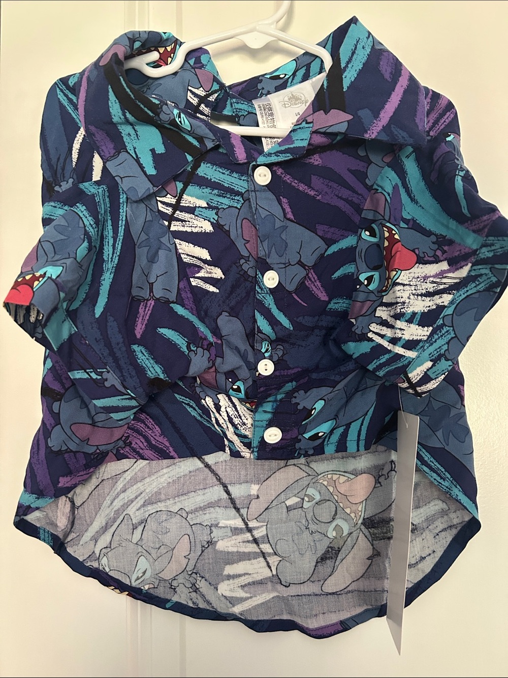 Disney Stitch Print Button-Up Dog Shirt size large 21-29lb dog